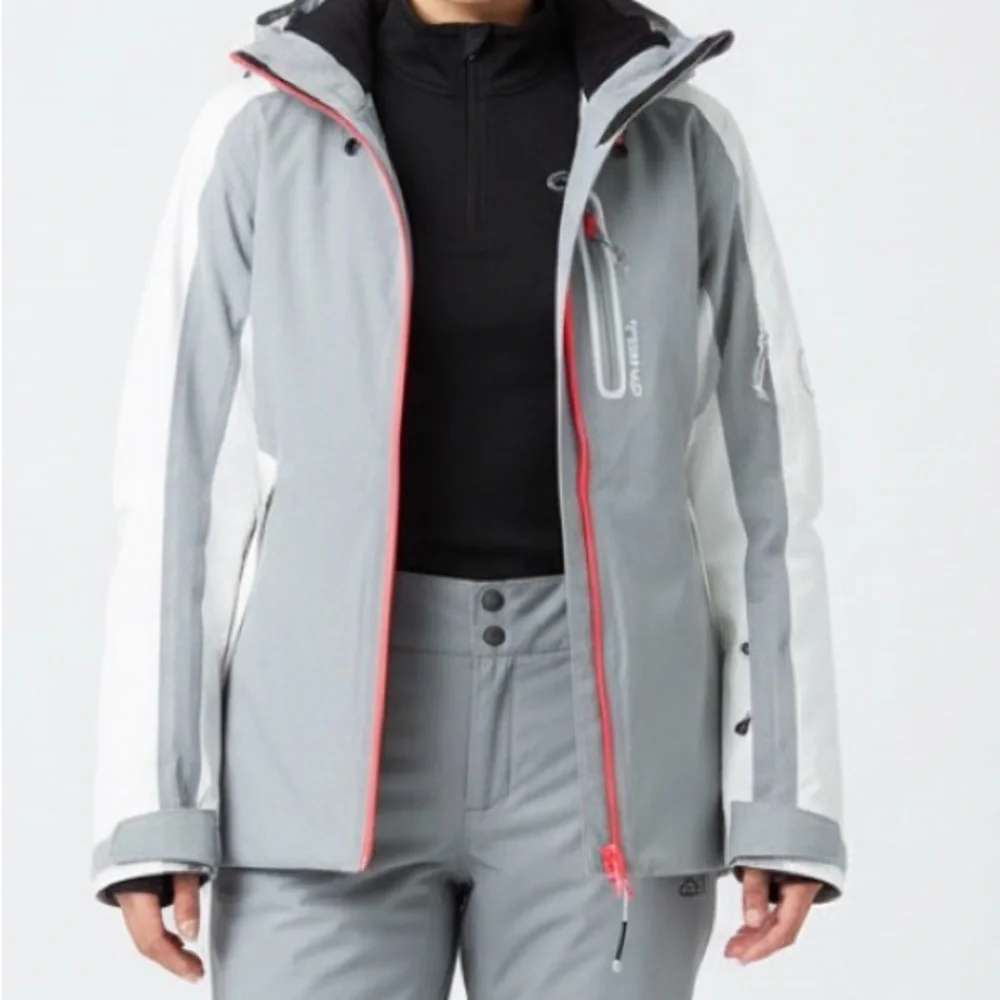 NWT!! O’Neill Women’s Insulated Waterproof Ski Jacket Size Small - Picture 2 of 16